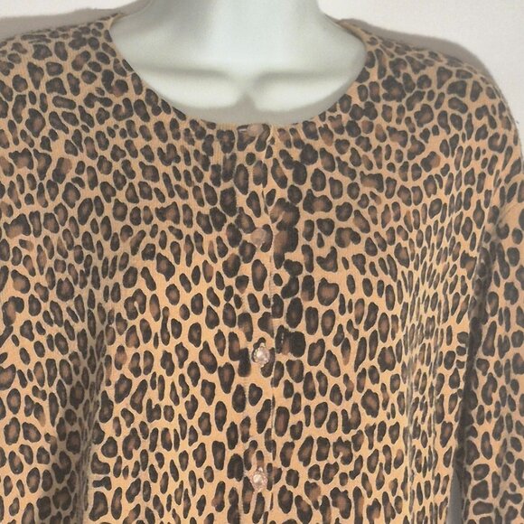 SAG HARBOR animal print, button-front sweater in size XL  NWOT - Picture 4 of 16